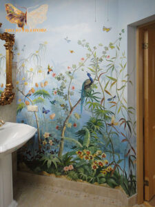 Художественная роспись стен в туалете